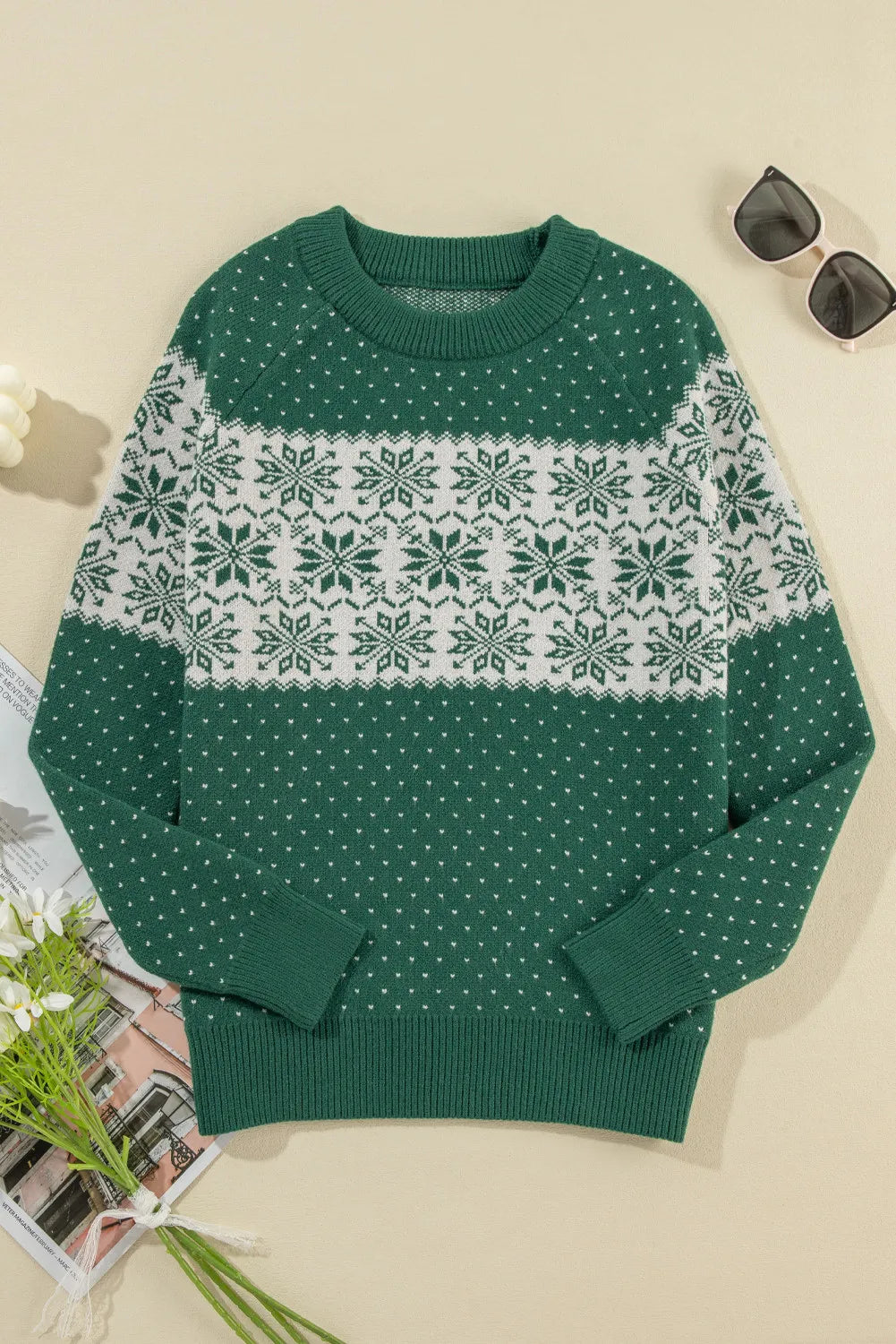 Green Christmas Holiday Graphic Round Crew Neck Long Sleeve Women&#39;s Sweater