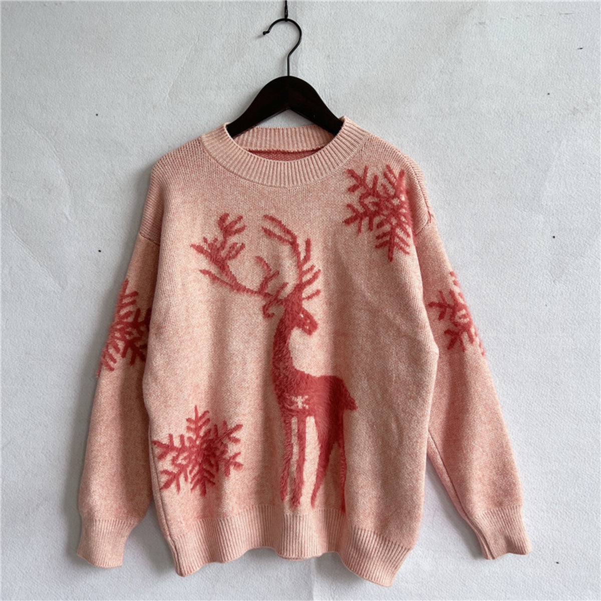 Blush Pink Reindeer and Snowflake Pattern Women&#39;s Christmas Holiday Sweater