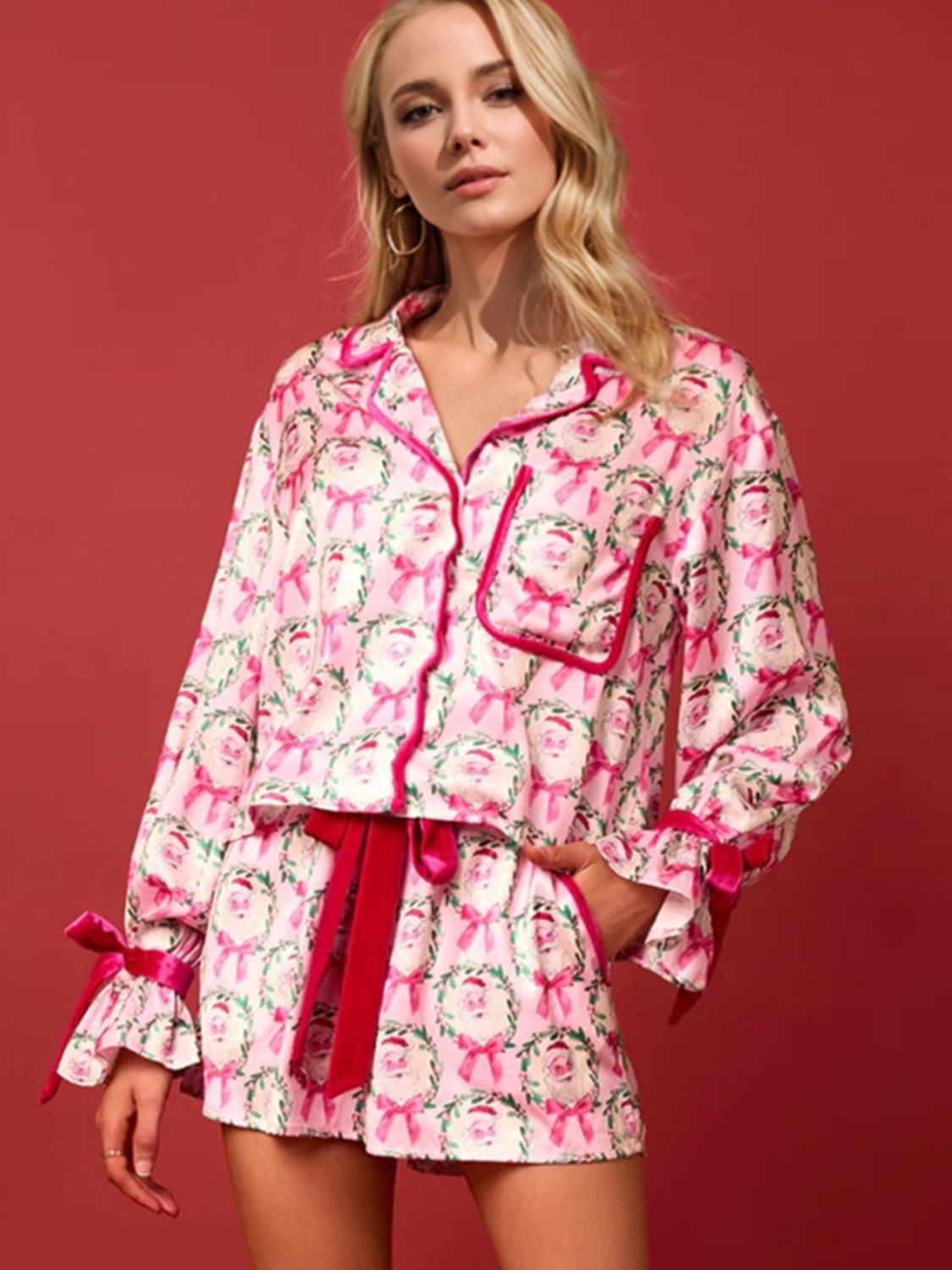 Pink Christmas Holiday Printed Collared Neck Long Sleeve Top &amp; Shorts Women&#39;s Pajamas