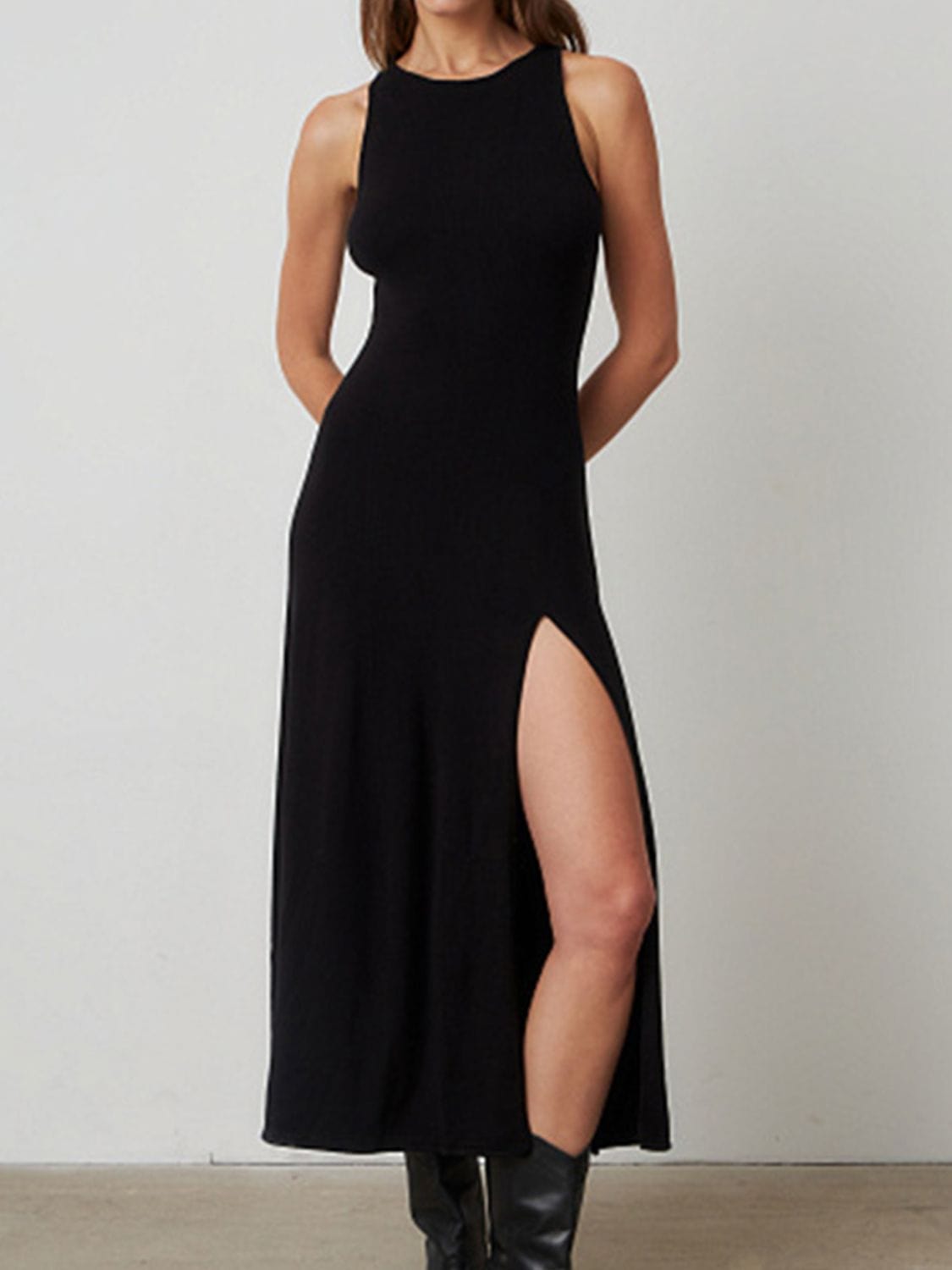 Trendsi Black / One Size Side Slit Round Neck Sleeveless Dress 100100314902343 Side Slit Round Neck Sleeveless Dress Apparel &amp; Accessories &gt; Clothing &gt; Dresses