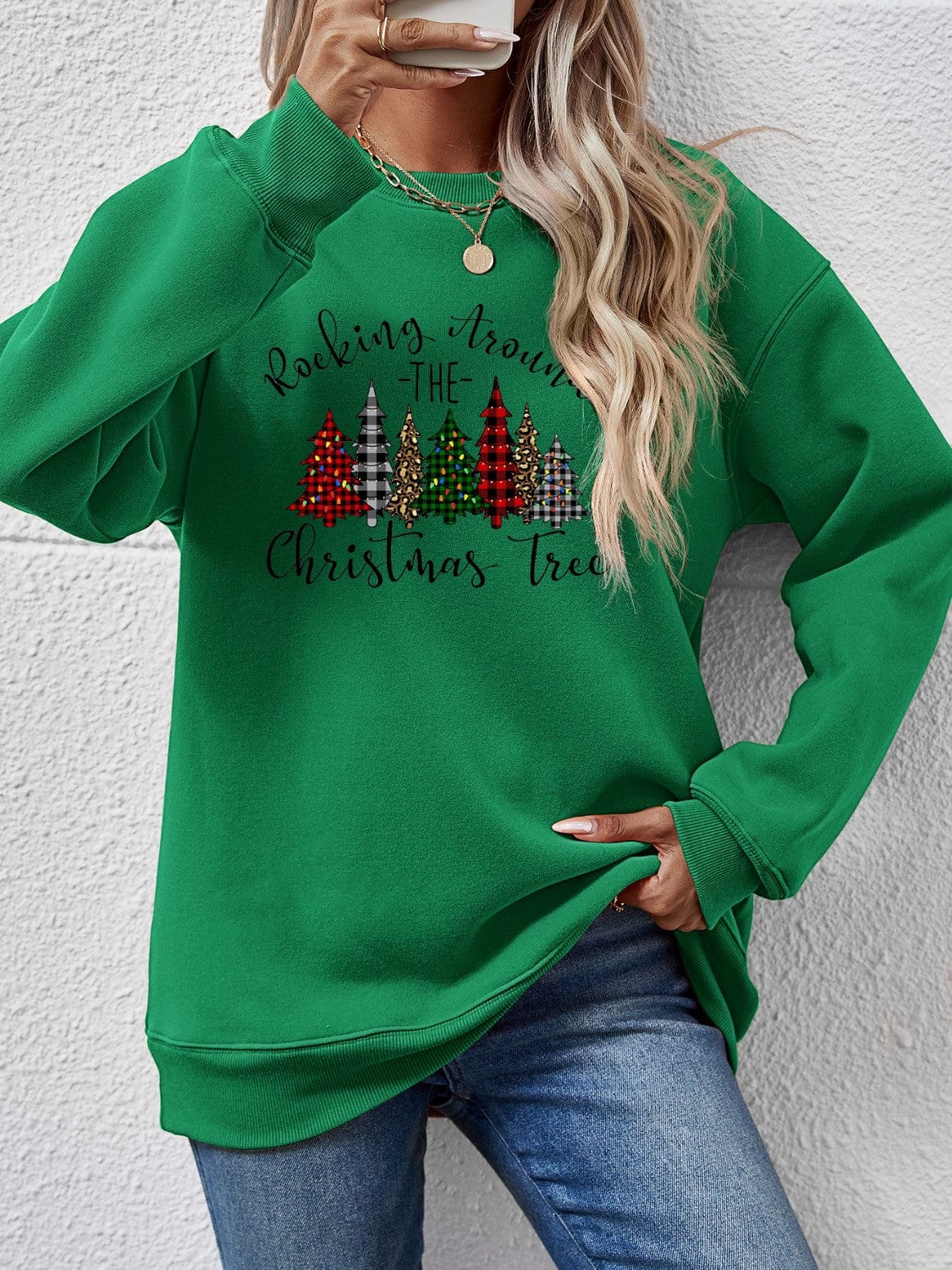 Trendsi Green / S Orange w/ Christmas Tree Graphic Round Neck Women&#39;s Sweatshirt 100101074016446 Orange w/ Christmas Tree Graphic Round Neck Women&#39;s Sweatshirt Apparel &amp; Accessories &gt; Clothing &gt; Shirt &amp; Tops