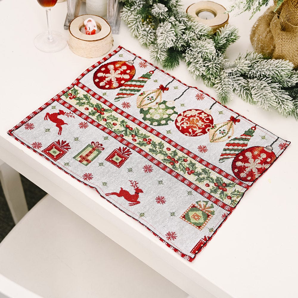 Trendsi Assorted 2-Piece Christmas Placemats Assorted 2-Piece Christmas Placemats