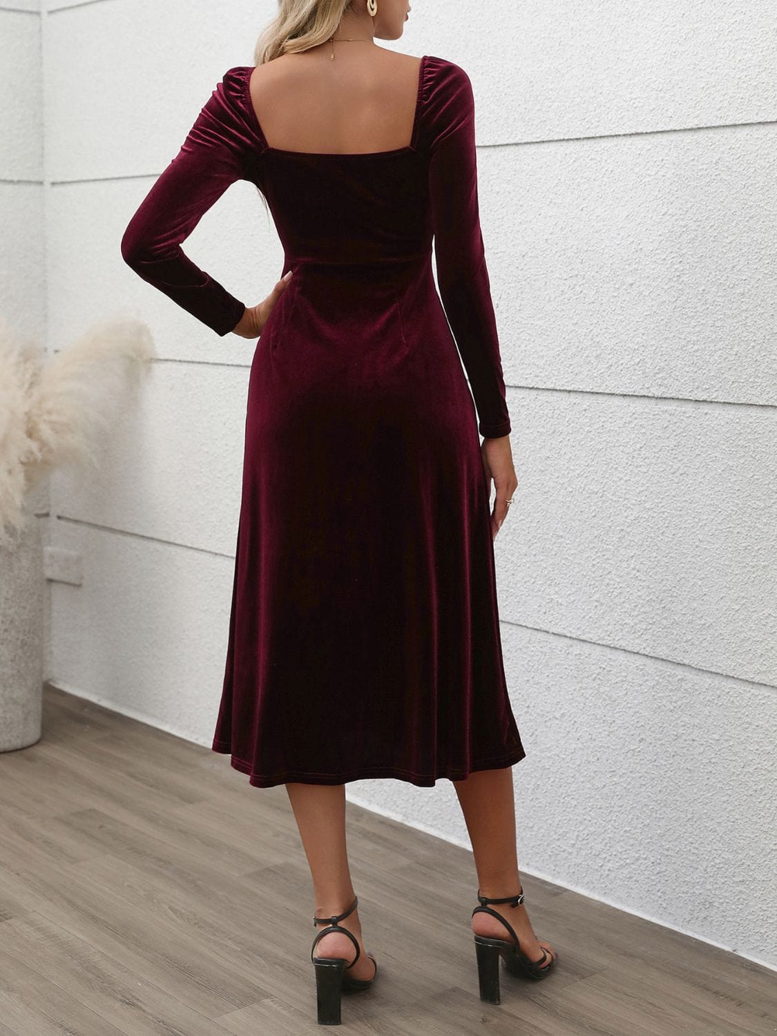 Trendsi Perfee Sweetheart Neck Long Sleeve Midi Dress Perfee Sweetheart Neck Long Sleeve Midi Dress