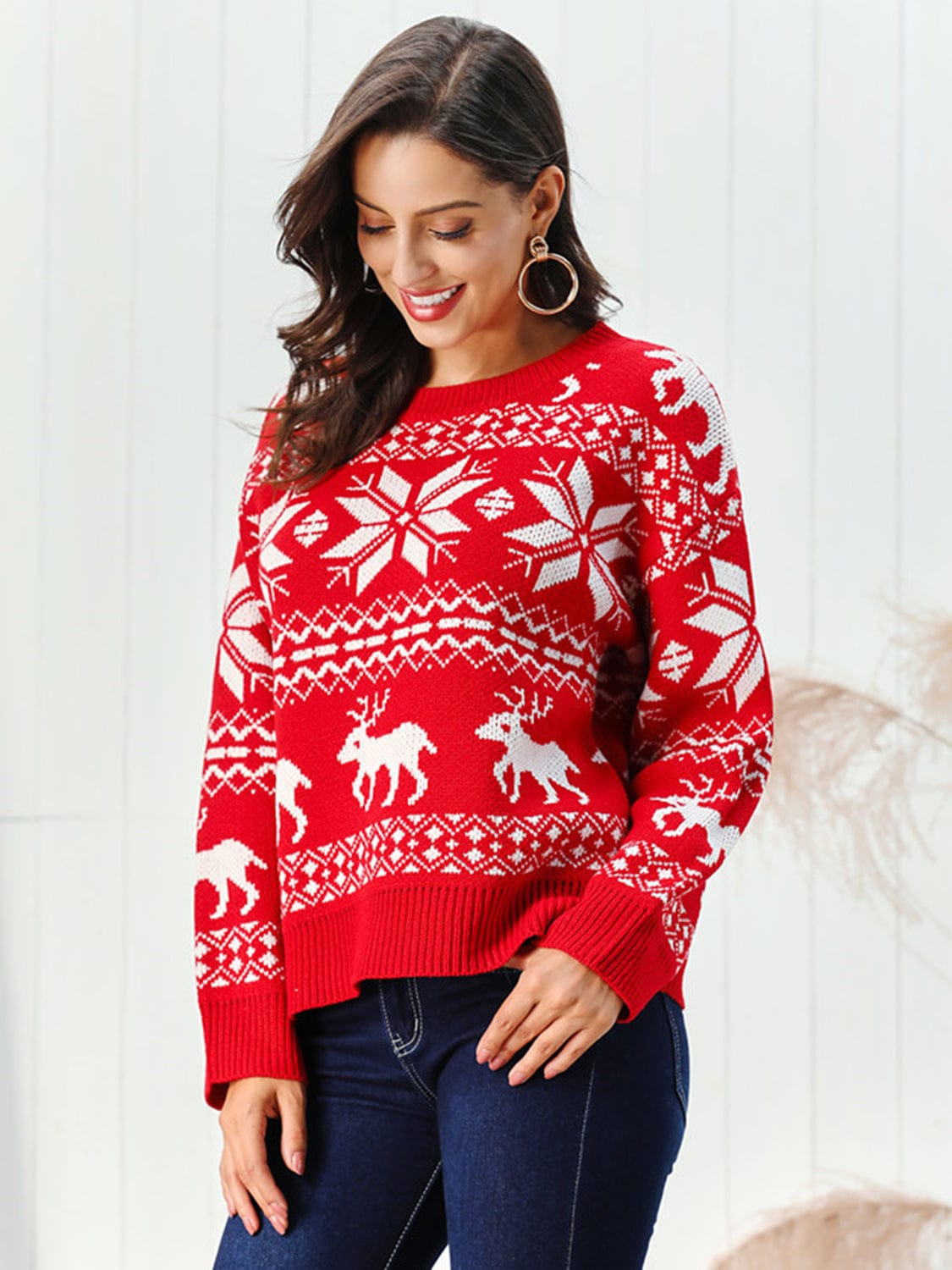 Trendsi Reindeer &amp; Snowflake Round Neck Sweater Reindeer &amp; Snowflake Round Neck Sweater