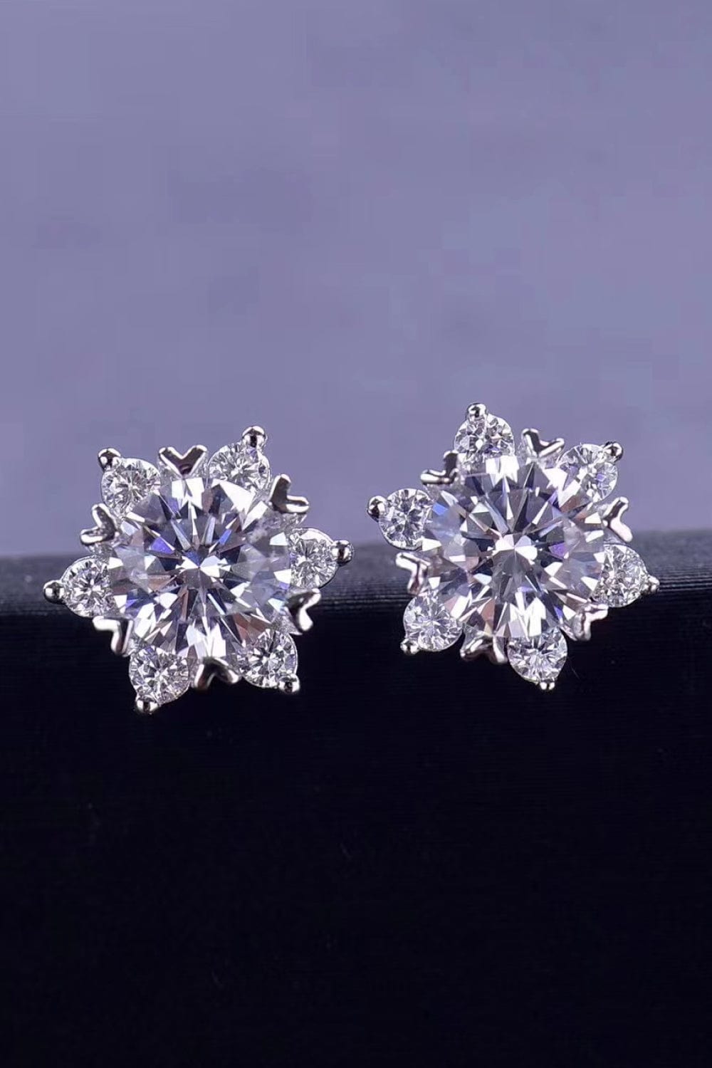 Trendsi Silver / One Size 2 Carat Moissanite Floral Stud Earrings 101300804178889 2 Carat Moissanite Floral Stud Earrings