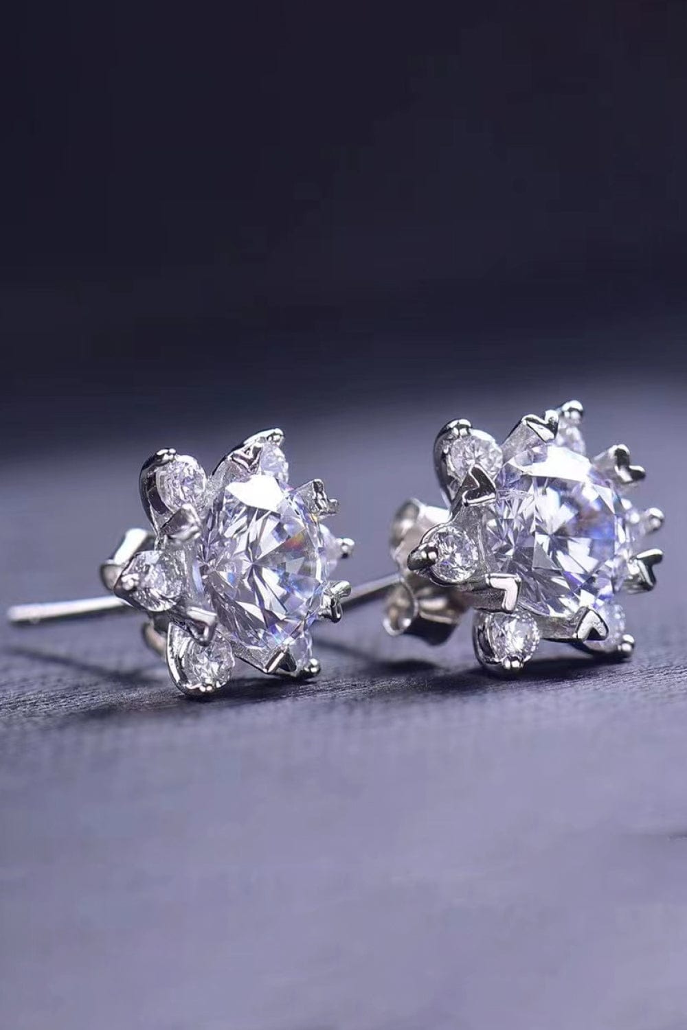 Trendsi Silver / One Size 2 Carat Moissanite Floral Stud Earrings 101300804178889 2 Carat Moissanite Floral Stud Earrings