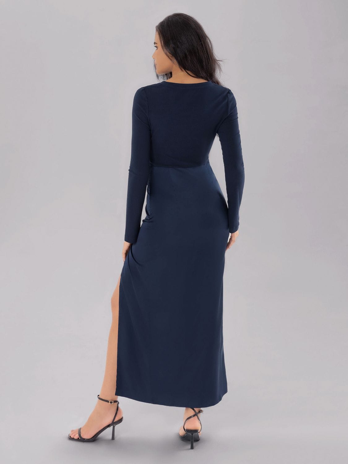 Trendsi Split Round Neck Long Sleeve Midi Dress Split Round Neck Long Sleeve Midi Dress