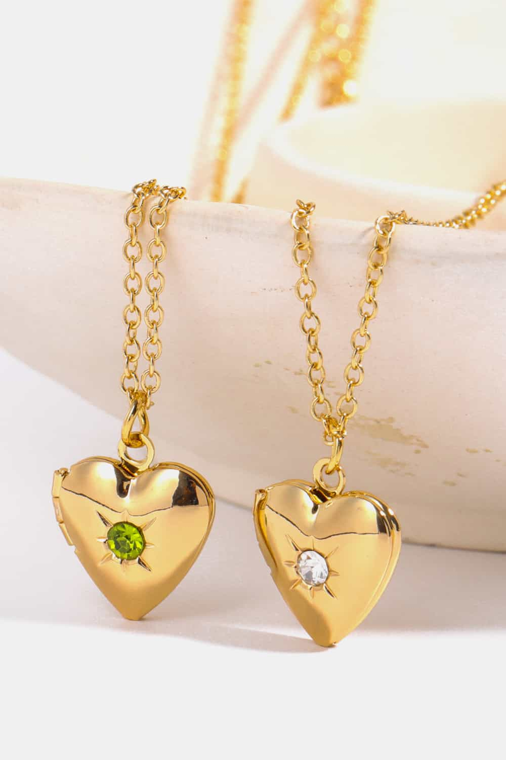 Trendsi Zircon Heart Shape 14K Gold-Plated Pendant Necklace Zircon Heart Shape 14K Gold-Plated Pendant Necklace