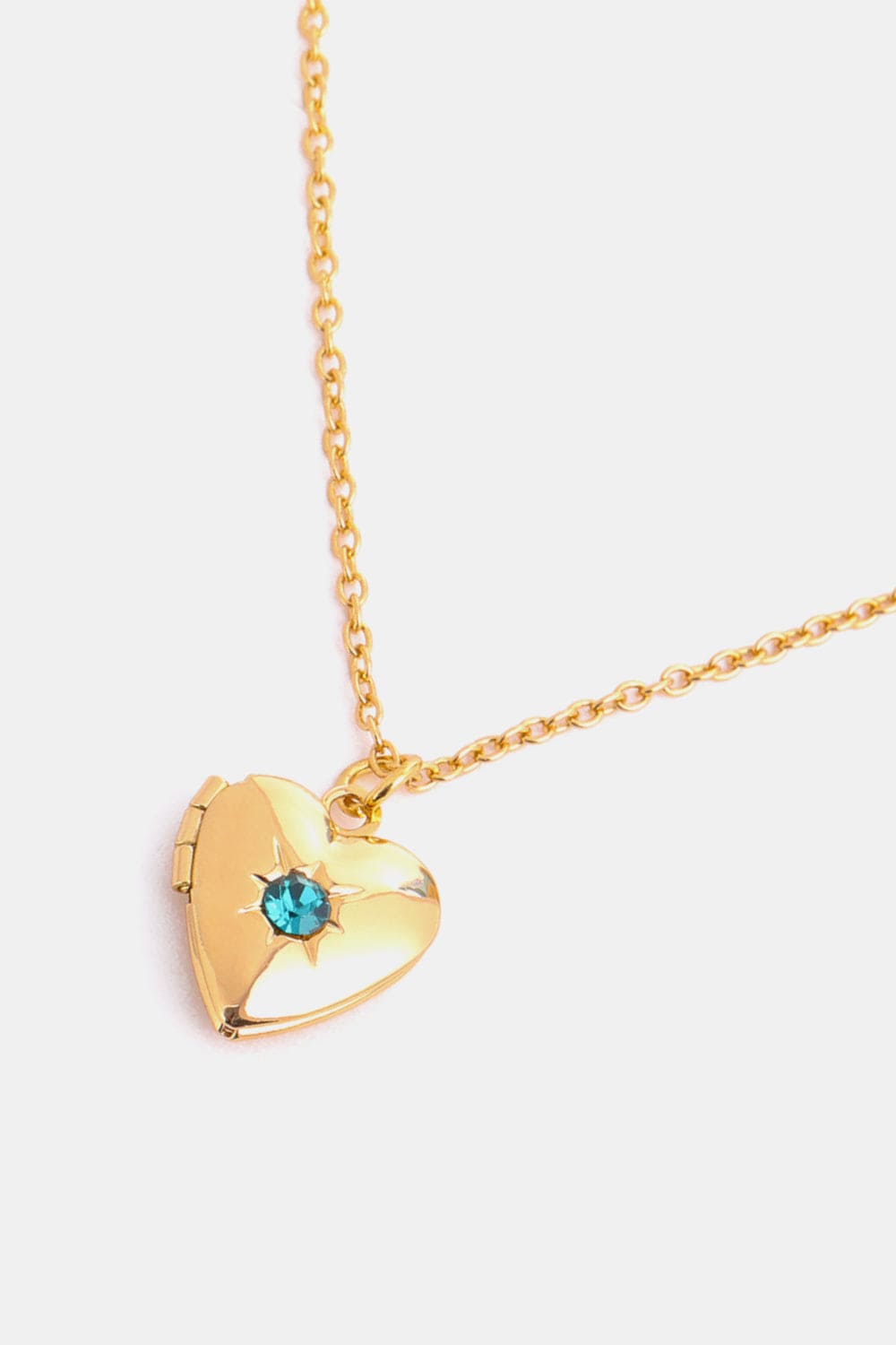 Trendsi Zircon Heart Shape 14K Gold-Plated Pendant Necklace Zircon Heart Shape 14K Gold-Plated Pendant Necklace