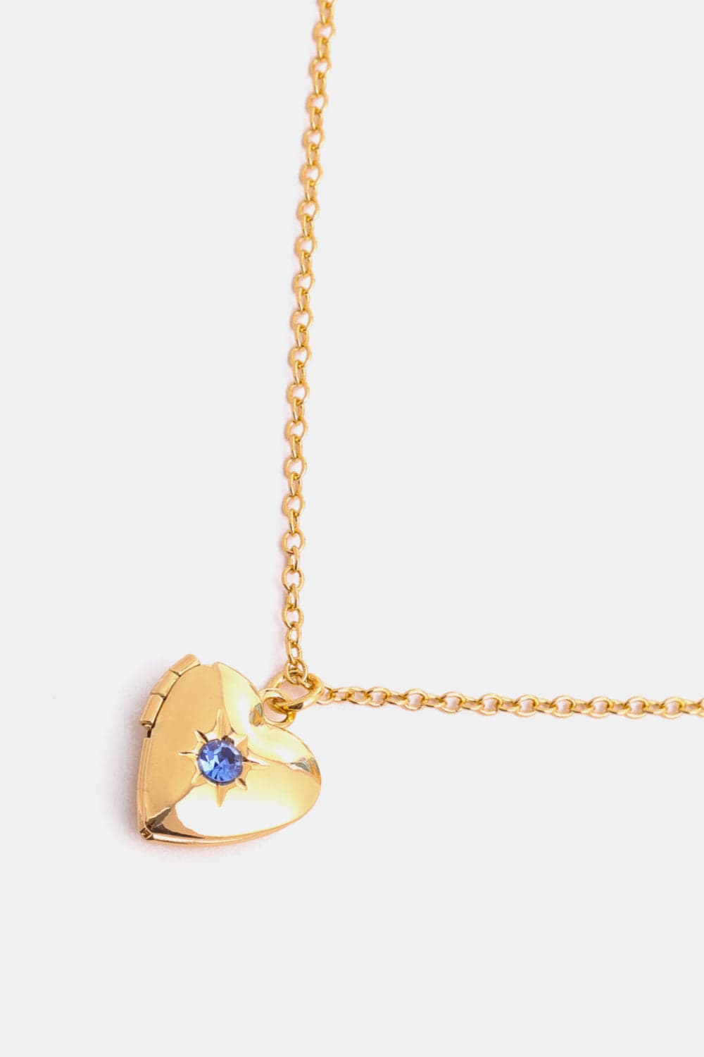 Trendsi Zircon Heart Shape 14K Gold-Plated Pendant Necklace Zircon Heart Shape 14K Gold-Plated Pendant Necklace